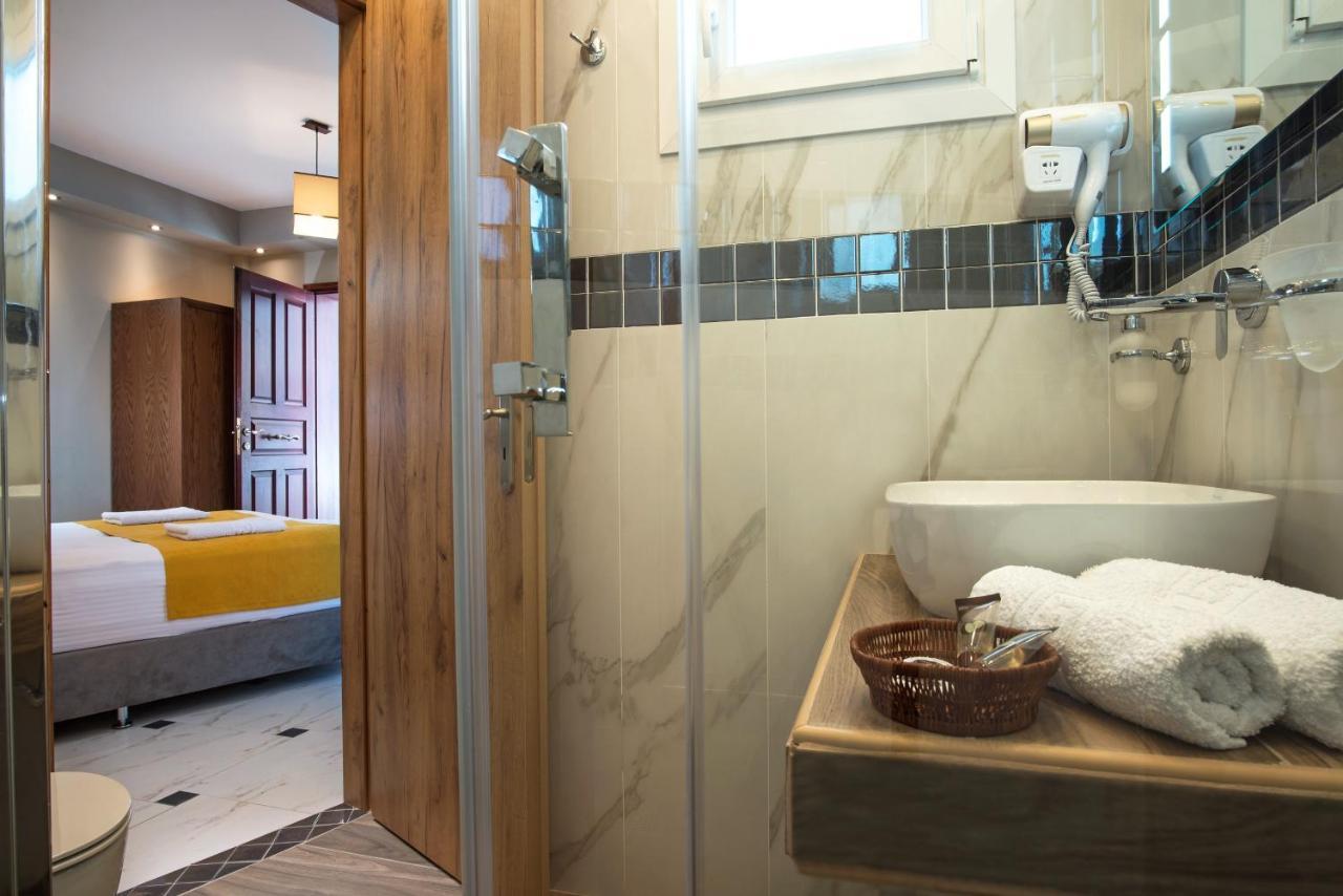 Angelica'S Deluxe Rooms In Adamas 外观 照片