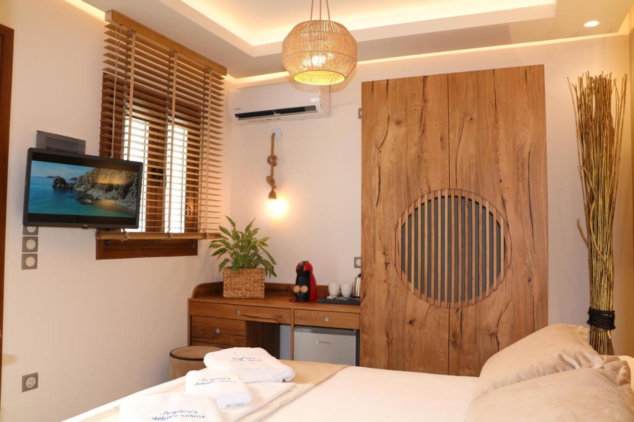 Angelica'S Deluxe Rooms In Adamas 外观 照片